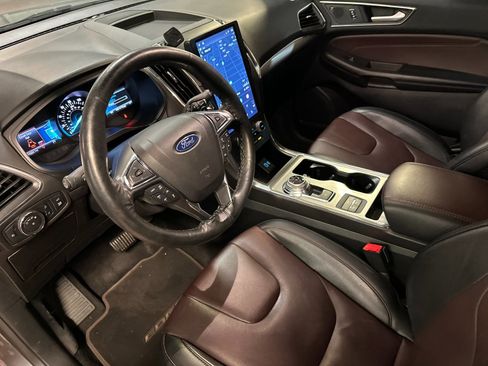 Used 2022 Ford Edge Titanium w/ Equipment Group 301A image 9