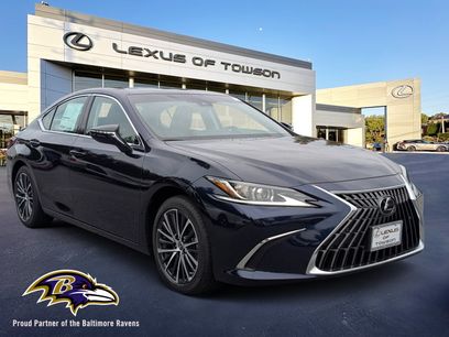New 2025 Lexus ES 350 w/ Premium Package