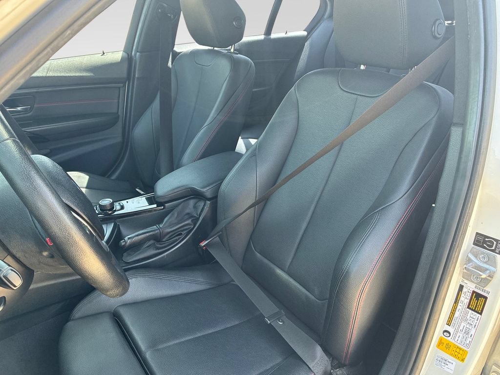 Used 2015 BMW 328i Sedan RWD image 11