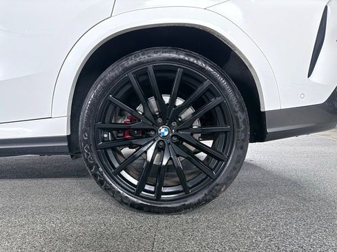 Used 2023 BMW X6 xDrive40i w/ M Sport Package AWD/4WD image 12