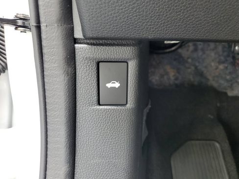 New 2026 Honda Accord LX image 23