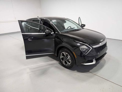 Certified 2023 Kia Sportage LX image 16