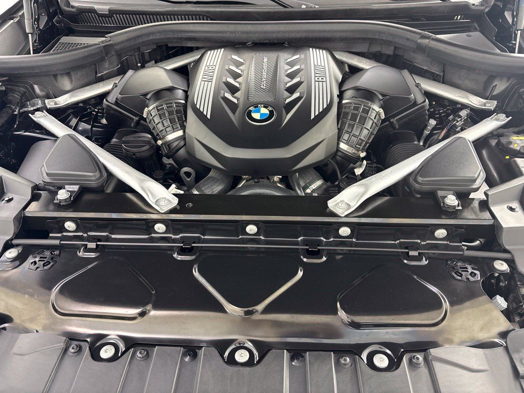 Used 2023 BMW X5 M50i w/ Executive Package AWD/4WD image 20