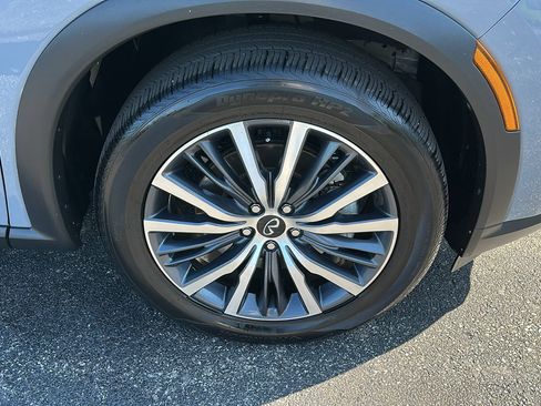 Certified 2025 INFINITI QX60 Sensory w/ Vision Package image 8