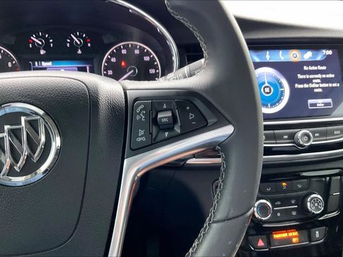 Used 2020 Buick Encore Preferred image 23