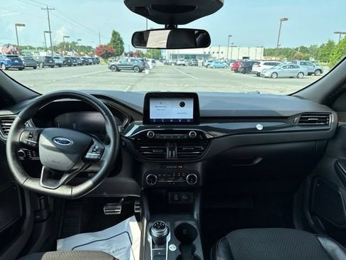 Used 2024 Ford Escape ST-Line FWD image 11