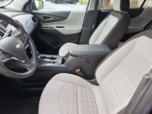 Used 2024 Chevrolet Equinox LS w/ LS Convenience Package image 14