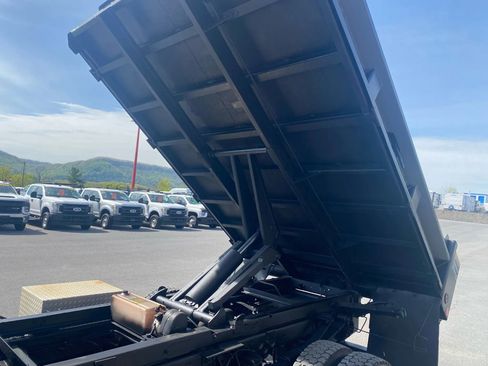 Used 2011 Ford F450 XL w/ Trailer Tow Pkg image 30