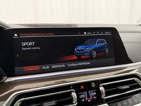 Used 2022 BMW X5 xDrive40i image 41