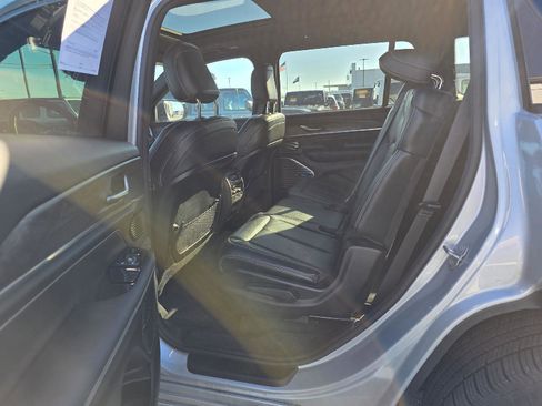 Certified 2021 Jeep Grand Cherokee L Overland image 49