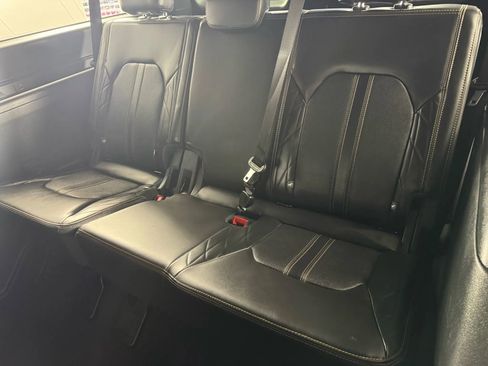Used 2024 Ford Expedition Max Platinum image 43