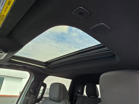 Used 2024 Toyota Tacoma TRD Off-Road w/ TRD Off Road Upgrade Package image 25