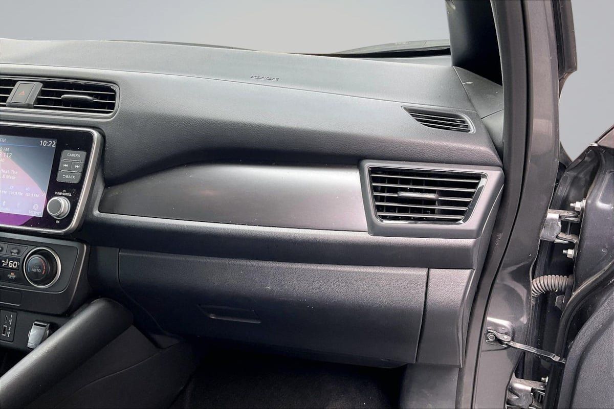 Used 2023 Nissan Leaf S FWD image 17