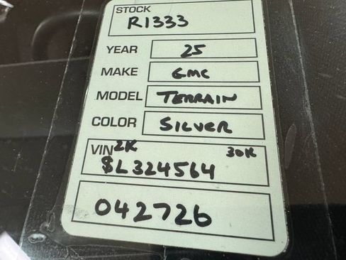 Used 2025 GMC Terrain Elevation FWD image 26
