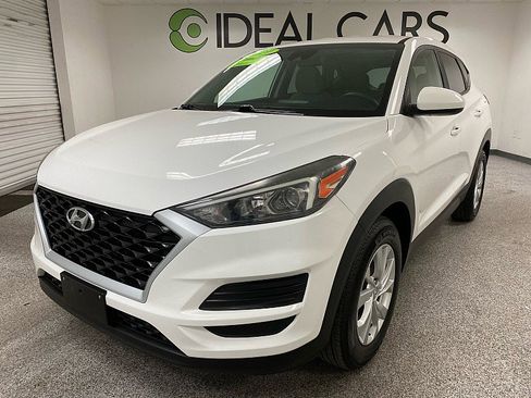 Used 2020 Hyundai Tucson SE image 1