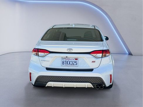 Used 2021 Toyota Corolla SE w/ Carpet Mat Package (TMS) FWD image 5