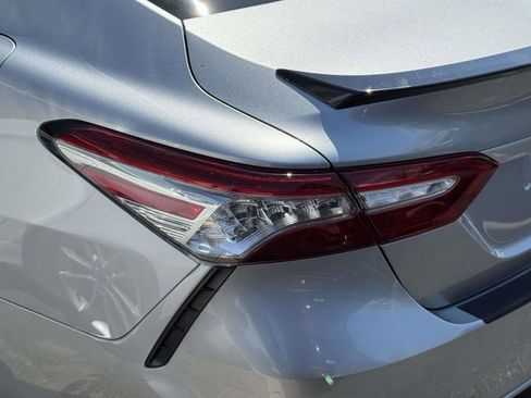 Used 2019 Toyota Camry XSE w/ Navigation Package FWD image 7
