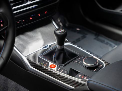 Used 2024 BMW M2 w/ Lighting Package RWD image 4
