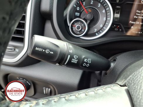Used 2020 RAM 1500 Big Horn AWD/4WD image 18