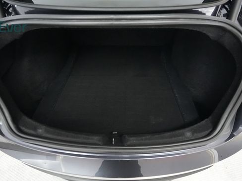 Used 2024 Tesla Model 3 Standard Range RWD image 8