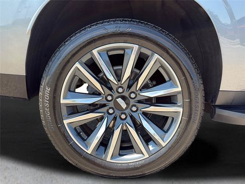 Used 2022 Cadillac Escalade ESV Sport AWD/4WD image 54