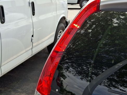 Used 2013 Honda CR-V EX-L image 9