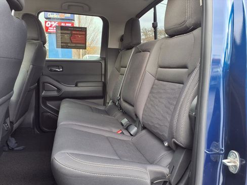 Certified 2022 Nissan Frontier SV image 8