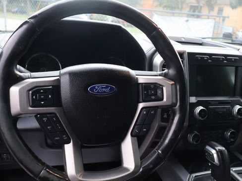 Used 2018 Ford F150 Platinum w/ Equipment Group 701A Luxury AWD/4WD image 12