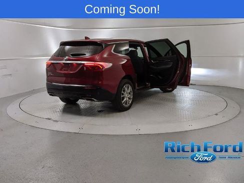 Used 2022 Buick Enclave Essence w/ Experience Buick Package image 9