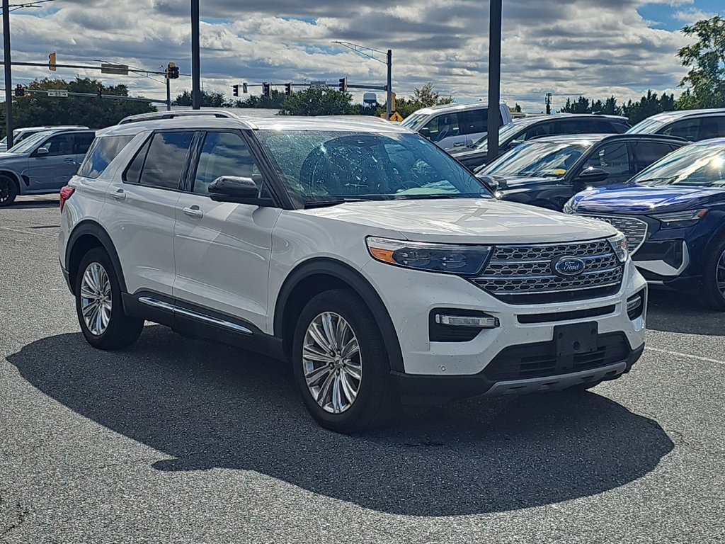Used 2020 Ford Explorer Limited w/ Class III Trailer Tow Package AWD/4WD image 1