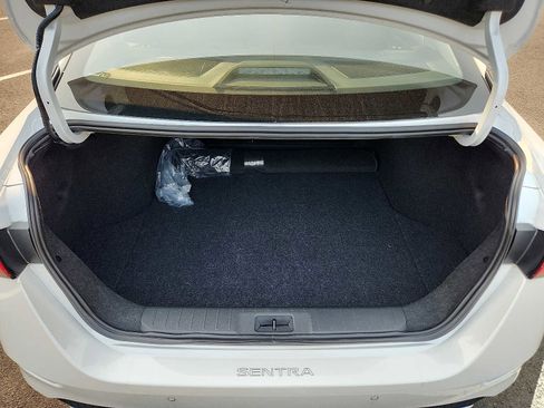 Certified 2024 Nissan Sentra SV image 27