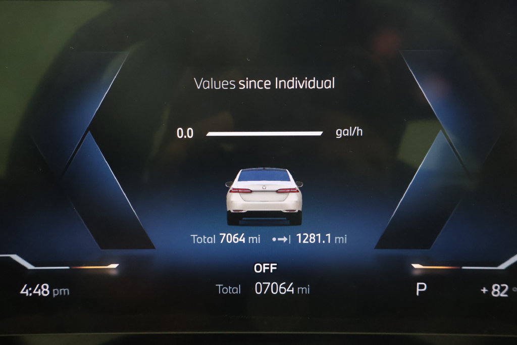 Certified 2026 BMW 530i w/ Premium Package RWD image 17