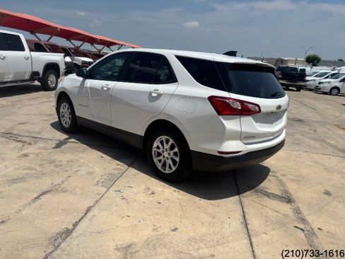 Used 2020 Chevrolet Equinox LS w/ LS Convenience Package image 5