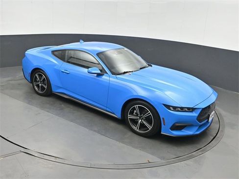 Used 2024 Ford Mustang Premium image 29