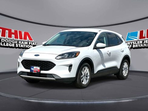 Used 2020 Ford Escape SE FWD image 1