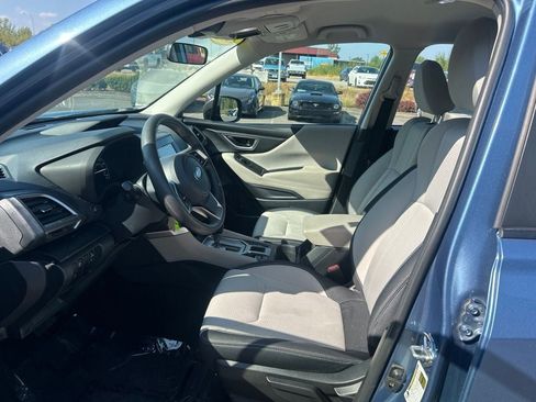 Used 2023 Subaru Forester AWD/4WD image 11