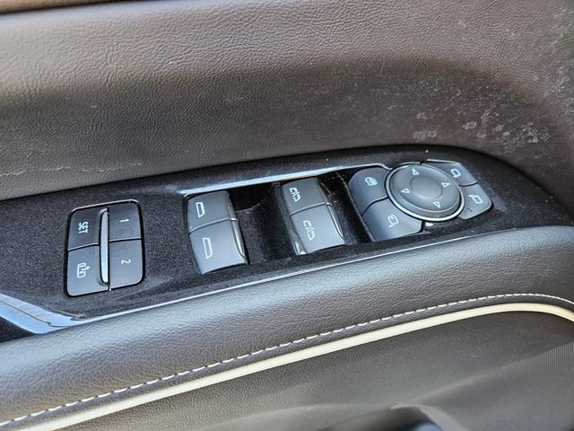 Used 2023 Cadillac Escalade Premium Luxury AWD/4WD image 31