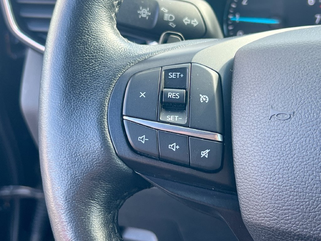 Used 2020 Ford Explorer XLT w/ Equipment Group 202A AWD/4WD image 37