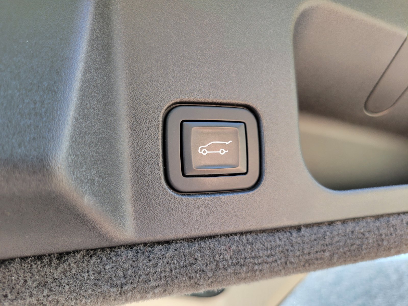 Used 2011 Cadillac CTS V RWD image 64