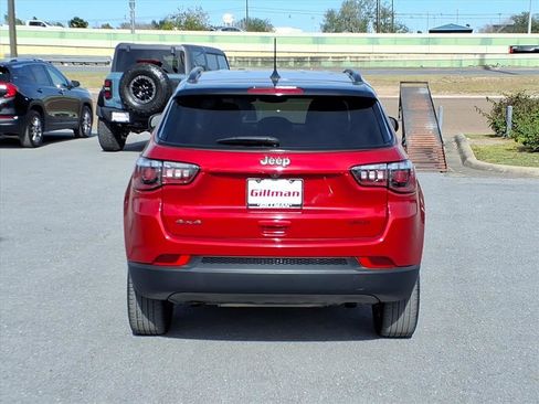 Used 2024 Jeep Compass Latitude w/ Altitude Special Edition image 8