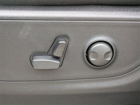 New 2026 RAM 1500 4x4 Crew Cab image 20