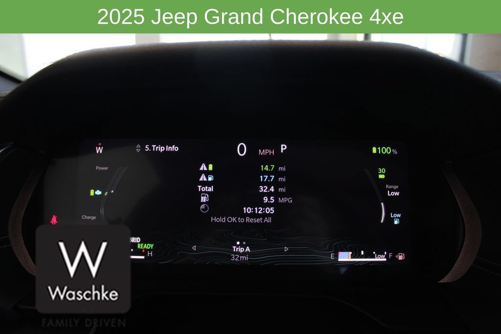 New 2025 Jeep Grand Cherokee Limited 4xe w/ Trailer Tow Package AWD/4WD image 65
