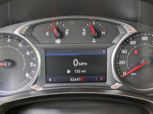 Used 2024 GMC Terrain SLT FWD image 37