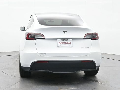 Used 2023 Tesla Model Y Long Range AWD/4WD image 7