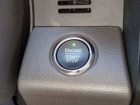 Used 2019 Ford Expedition Limited w/ Equipment Group 302A AWD/4WD image 27