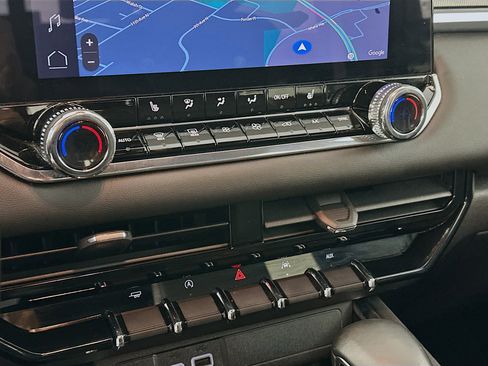 Used 2023 GMC Canyon Elevation w/ Elevation Premium Package image 24