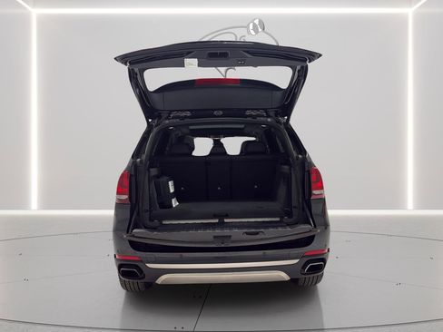 Used 2018 BMW X5 xDrive40e w/ Driving Assistance Package image 9