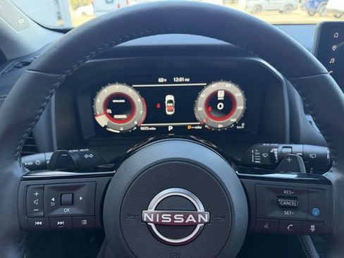 Certified 2024 Nissan Rogue Platinum w/ Platinum Premium Package image 16