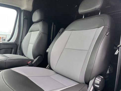 New 2026 RAM ProMaster 3500 w/ Convenience Group image 18