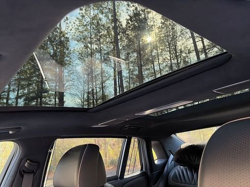 Used 2023 Genesis G90 3.5T image 7